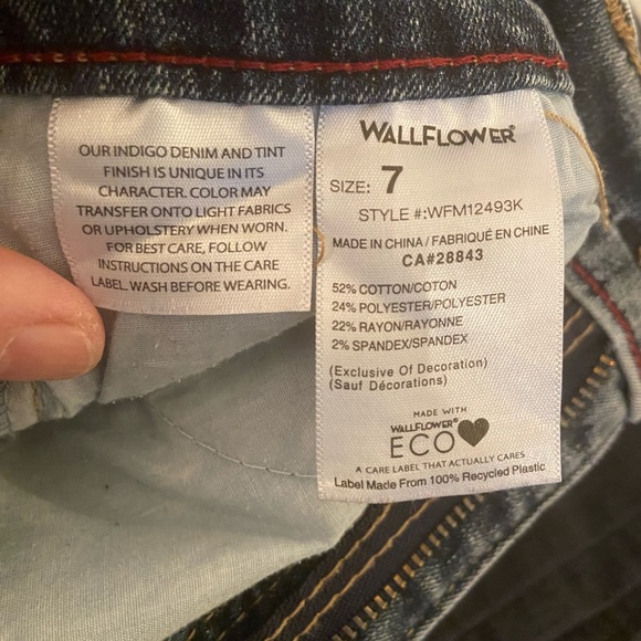 Wallflower Straight Leg High Rise Denim Jeans - Picture 7 of 8